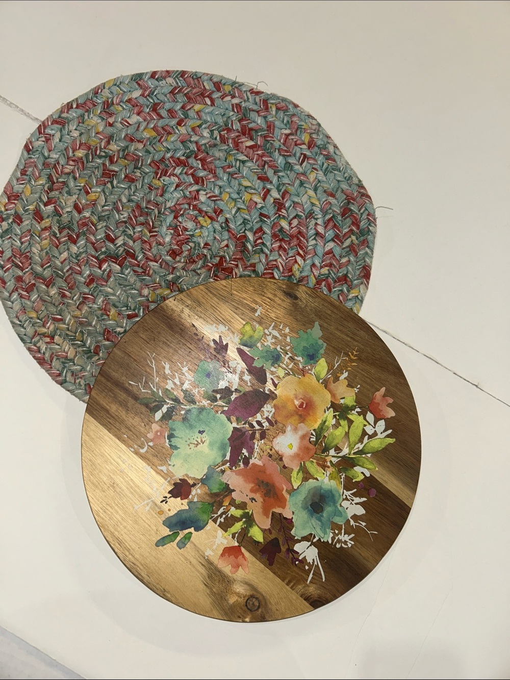 The Pioneer Woman Round Wood Serving Board with Black Spinner Base. Lazy Susan.